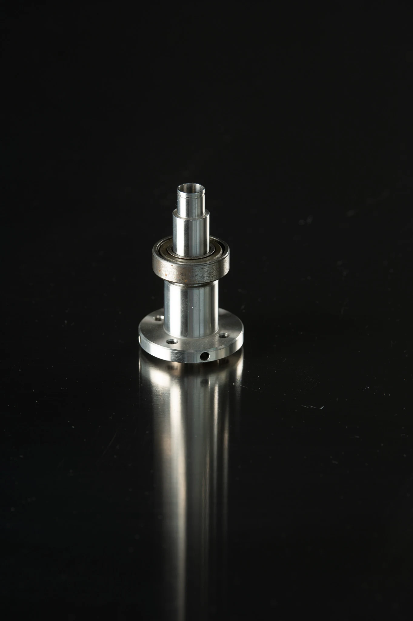 High-precision metal component manufactured by Teters using CNC Turning & Milling for safety-critical applications